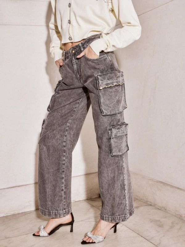 PANTALON DENIM TASCONE CARGO DESGATADO